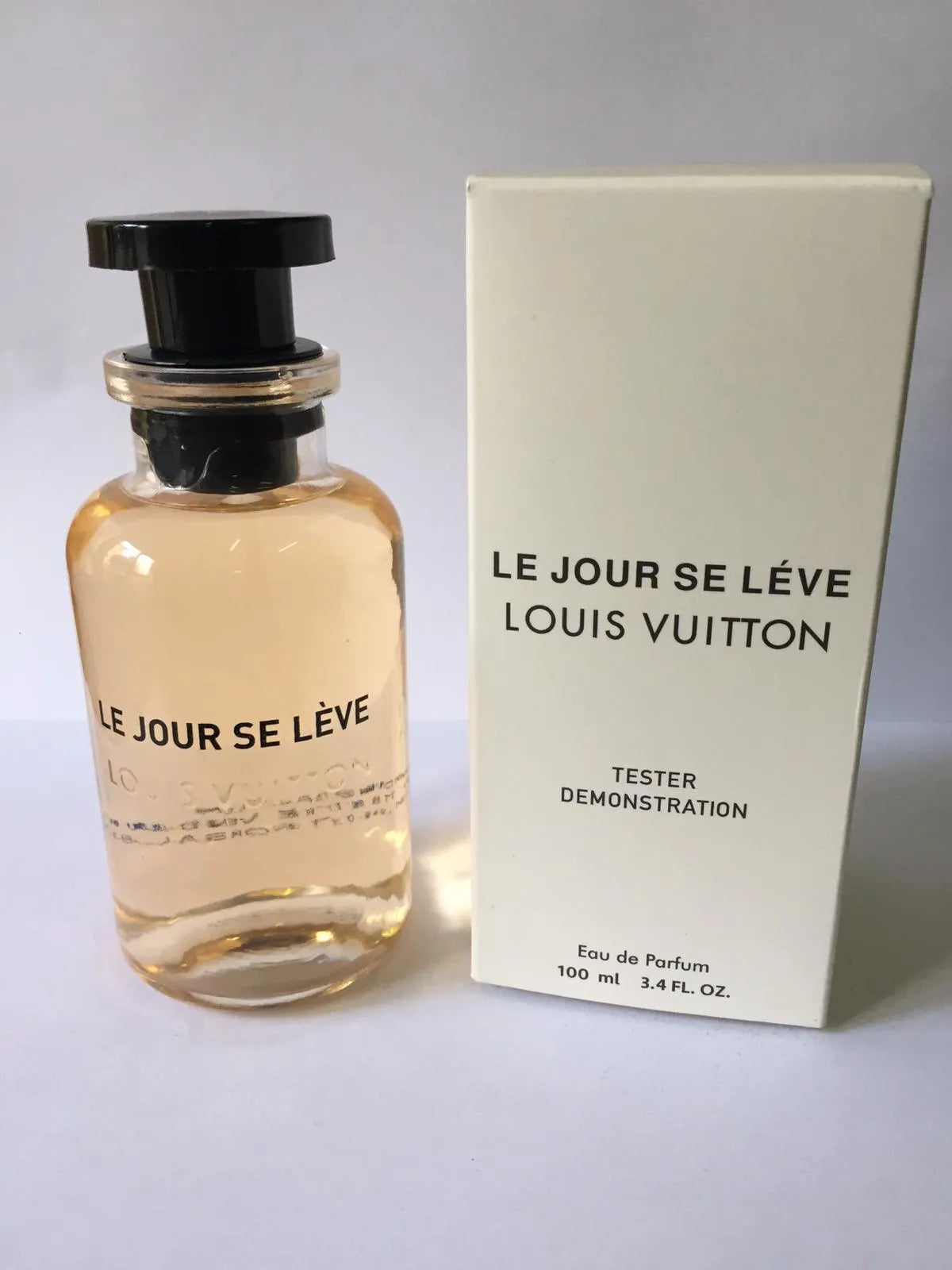 Louis Vuitton Le Jour se Lève Eau de Parfum 100ml (Tester) in Taglia 100ml